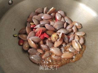 辣炒油蛤步骤6