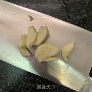四季豆炒五花肉步骤4