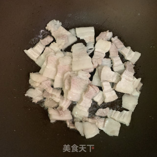 四季豆炒五花肉步骤5