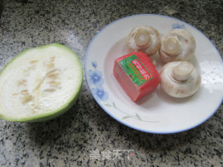 佐餐盐方蘑菇炒蒲瓜步骤1