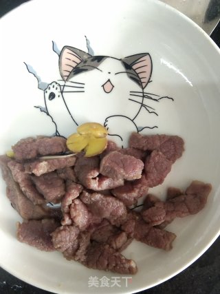 牛柳炒土豆条步骤6