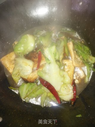 香煎豆腐烧手撒包菜步骤13