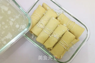 鸡汁豆皮卷步骤8