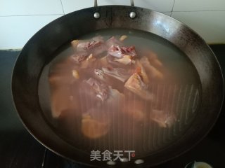 香辣啤酒番鸭步骤2