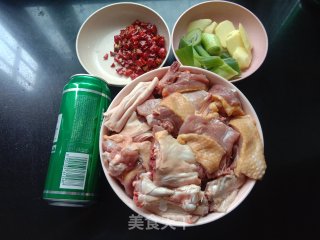 香辣啤酒番鸭步骤1