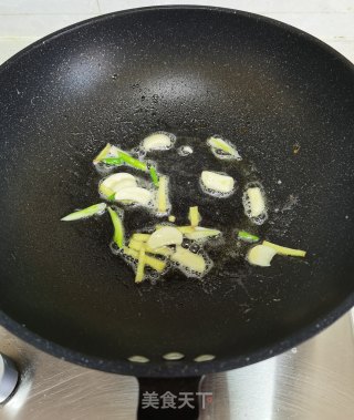 爆炒鹌鹑荷包蛋步骤6