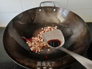 肉末炒包菜步骤4
