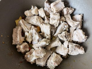 胡萝卜土豆炖排骨步骤10