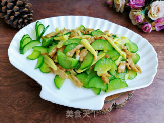 青瓜玉米笋炒肉步骤7