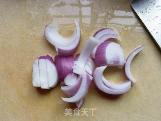 洋葱木耳拌鸡蛋皮步骤2