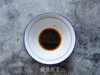 洋葱木耳拌鸡蛋皮步骤9