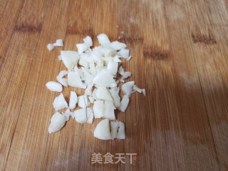 黄瓜炒黑木耳步骤1
