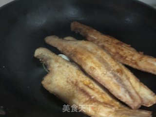 红烧鳎目鱼步骤4