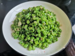 青椒炒豆角步骤5