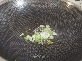 茼蒿炒干豆腐丝步骤4