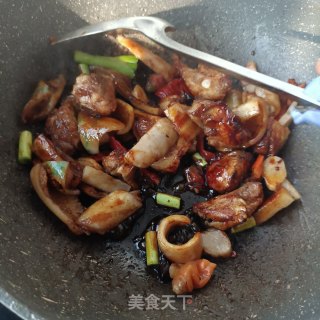 排骨猪皮烧雪魔芋步骤13