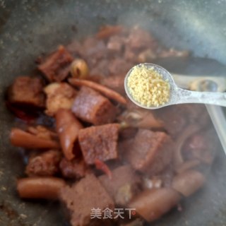 排骨猪皮烧雪魔芋步骤18