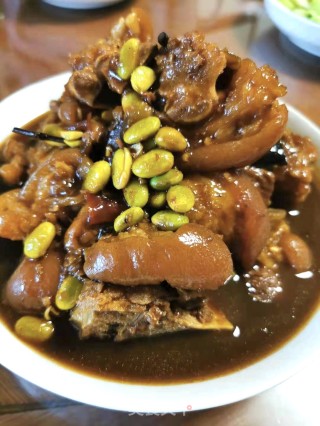毛豆焖猪手步骤8