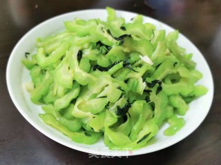 紫苏炒苦瓜步骤8