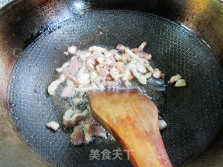 肉丝皱皮椒炒绿豆芽步骤3