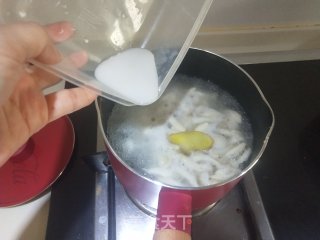 滑蛋虾球步骤11
