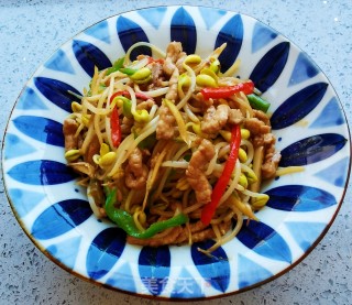 银芽炒肉丝步骤10