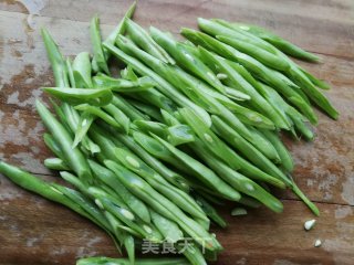 四季豆炒包菜步骤2