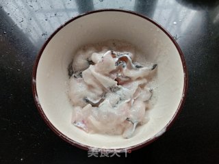 玉米青豆炒鱼片步骤7