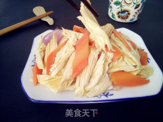 腐竹炒胡萝卜步骤7
