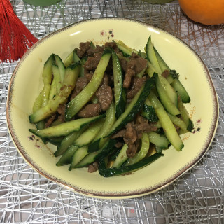 牛里脊炒黄瓜步骤7