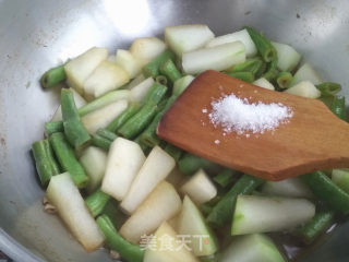 豆角烧冬瓜步骤6