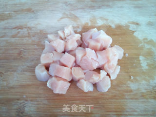 茄汁鸡丁步骤1