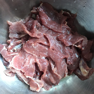 家常水煮牛肉步骤1