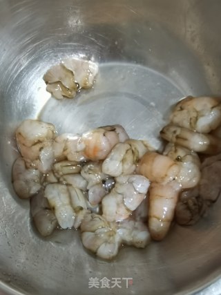 鲜虾遇上西兰花步骤2