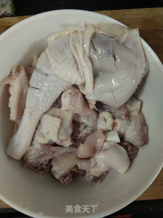 电饭煲盐焗鸡步骤1