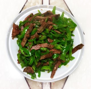 干切牛肉炒青椒步骤6