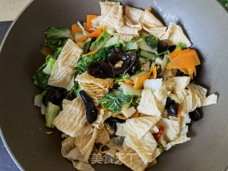 小白菜木耳炒人造肉步骤11