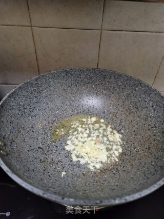 蒜蓉炒菜心步骤6