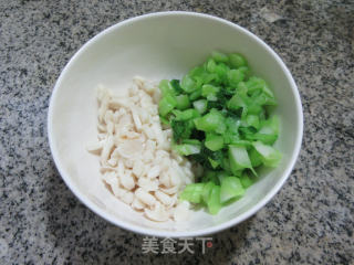 海鲜菇菜芯炒鸭蛋步骤5
