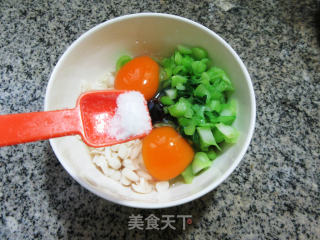 海鲜菇菜芯炒鸭蛋步骤8