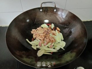 黄瓜香菇炒肉步骤8
