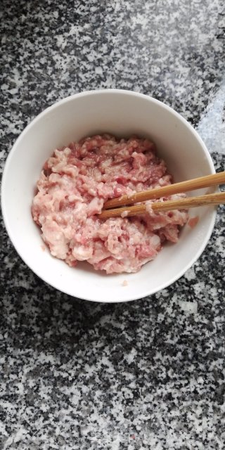 肉末豆子步骤2