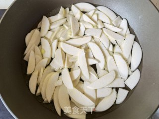 橄榄油炒茭白步骤3