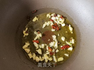 橄榄油炒茭白步骤4