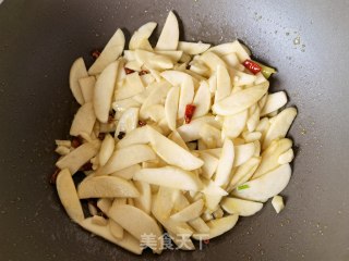 橄榄油炒茭白步骤8