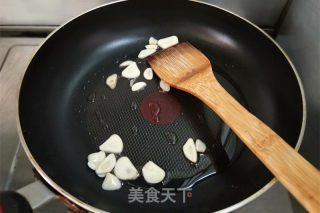 辣鸡爪煮年糕步骤5