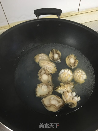 梅花肉烧鲍鱼步骤2