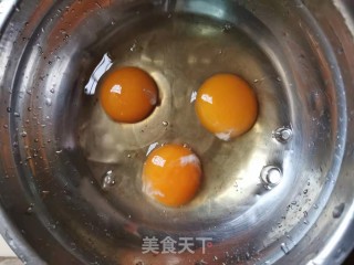 蒜苔煎蛋步骤3