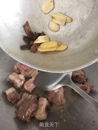 排骨焖东北扁豆步骤7