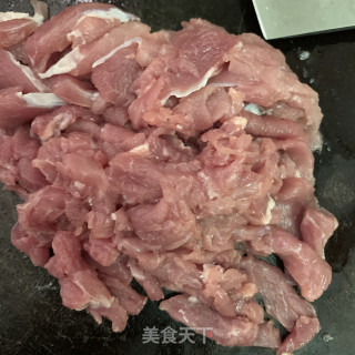 蒲瓜炒里脊肉步骤1